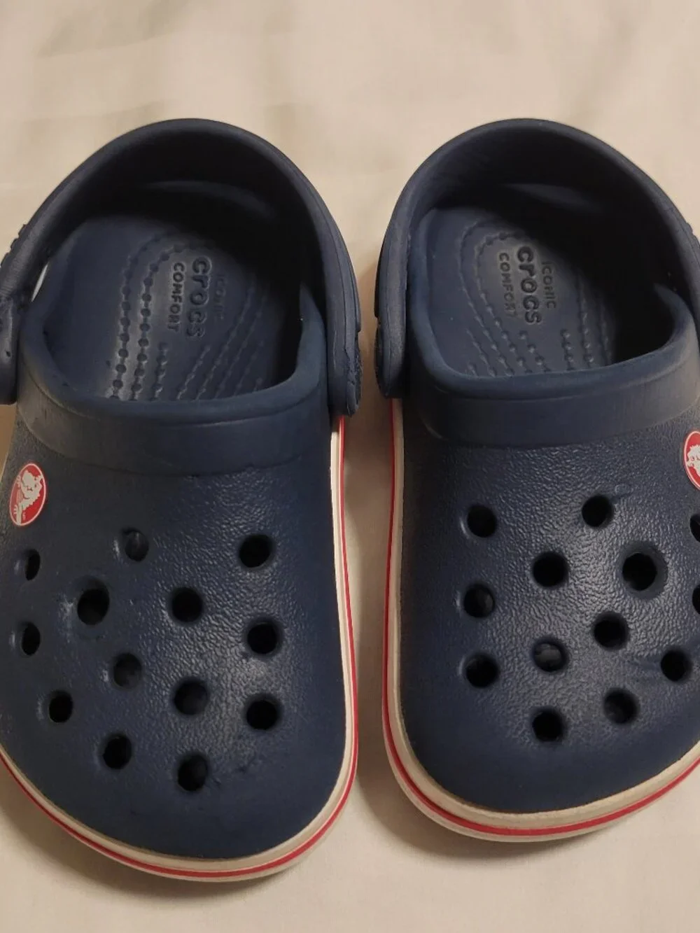 Crocs Navy Blue, White and Red Clog Sandals Slip-On Round Toe US 5C